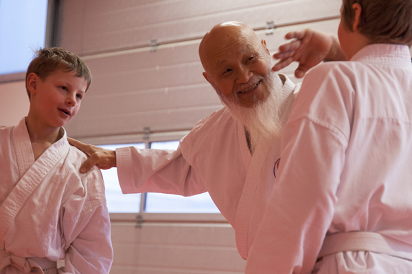 Shihan Ochi in der Karateschule Tora 2013