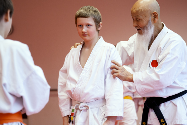 Shihan Ochi in der Karateschule Tora 2013